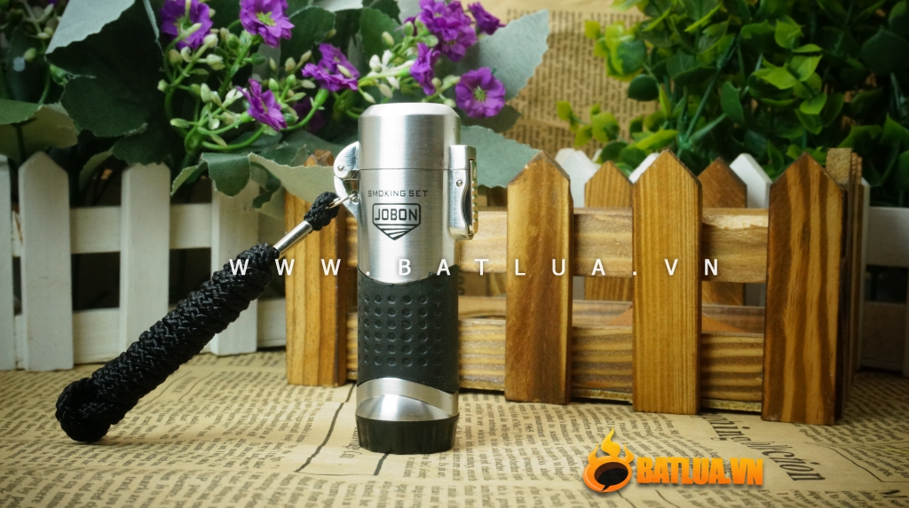 Bật lửa JOBON bạc