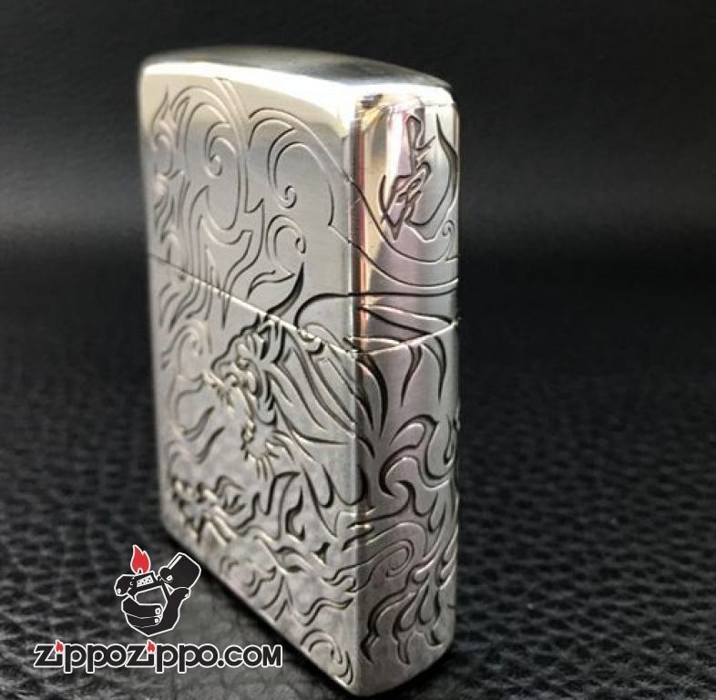 Bật lửa Zippo bạc phiên bản khắc hổ xung quanh