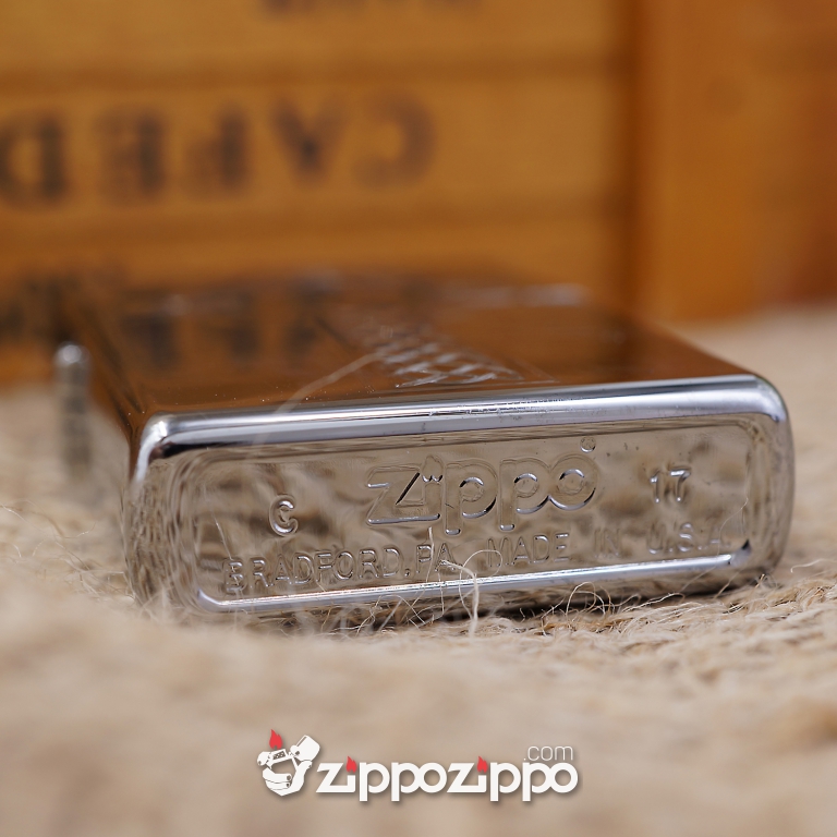bật lửa zippo mầu bạc khắc rồng quấn nguyên con