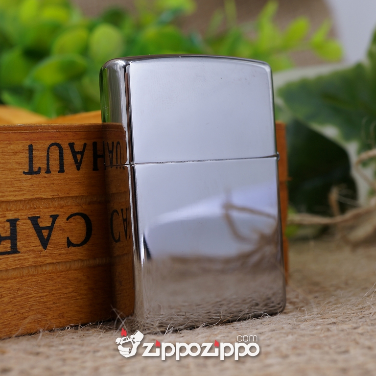 bật lửa zippo mầu bạc khắc rồng quấn nguyên con