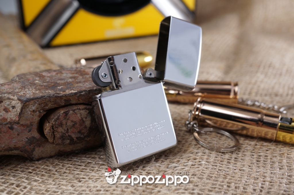 Bật lửa Zippo Cổ Fance 98 ốp nổi ( sản xuất năm 1997)