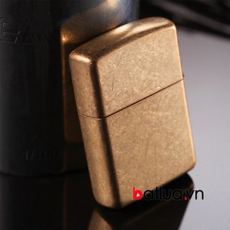 Bật lửa zippo đồng xước bản armor 28496