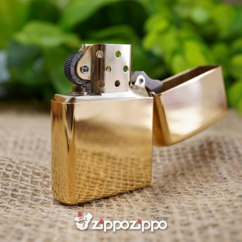 BẬT LỬA ZIPPO ĐỒNG KHẮC HỔ